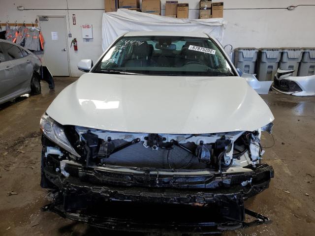 Photo 5 from auction – 2020 TOYOTA CAMRY XLE with VIN 4T1F11AK2LU859614