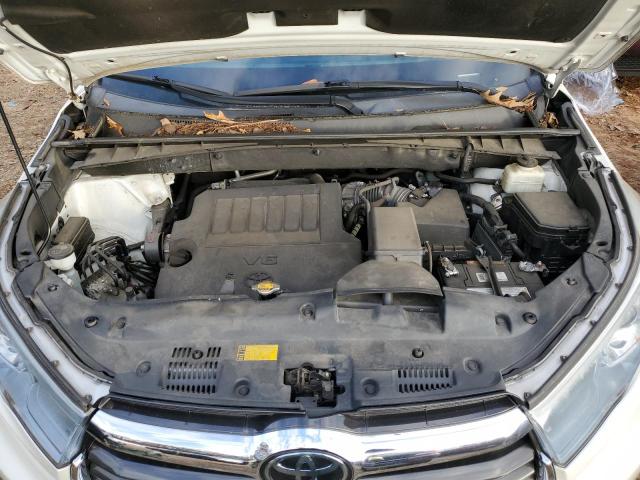 Photo 12 from auction – 2015 TOYOTA HIGHLANDER with VIN 5TDYKRFH7FS089733