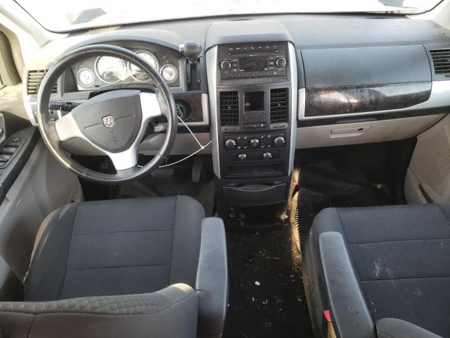 Photo 8 from auction – 2010 DODGE GRAND CARA with VIN 2D4RN5D16AR219032