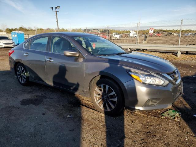Photo 4 from auction – 2017 NISSAN ALTIMA 2.5 with VIN 1N4AL3AP1HC178623