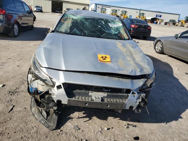 Photo 5 from auction – 2019 NISSAN ALTIMA SR with VIN 1N4BL4CV7KC168384