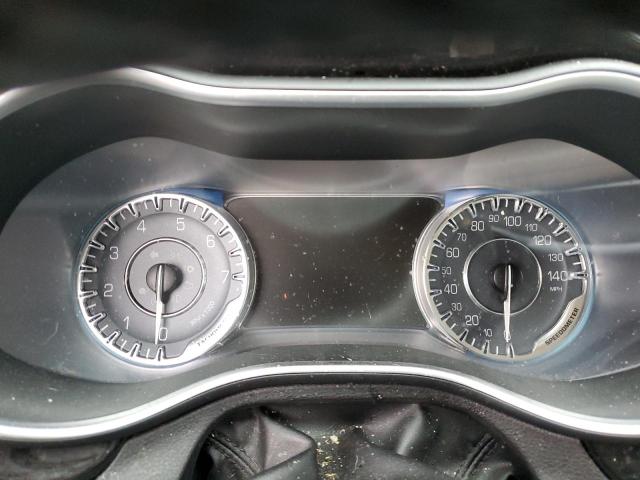 Foto 9 de la subasta – 2015 CHRYSLER 200 C con VIN 1C3CCCCG9FN627617