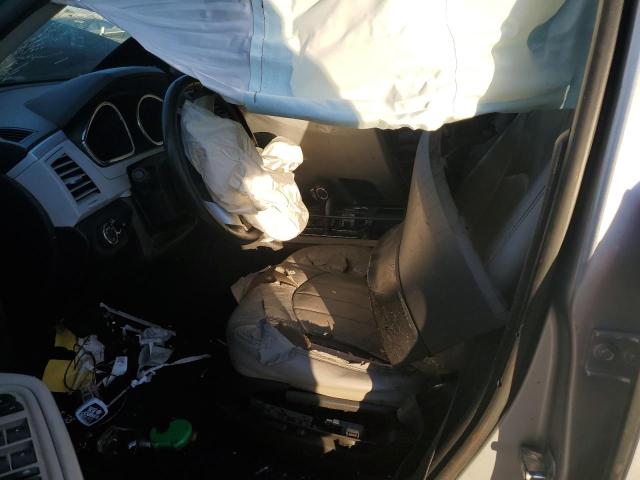 Photo 7 from auction – 2011 CHEVROLET TRAVERSE L with VIN 1GNKRLED3BJ167775