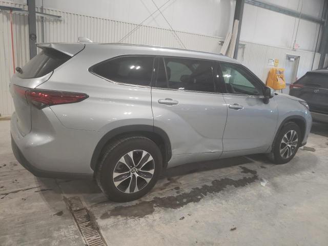 Photo 3 from auction – 2021 TOYOTA HIGHLANDER with VIN 5TDGZRAH3MS051136
