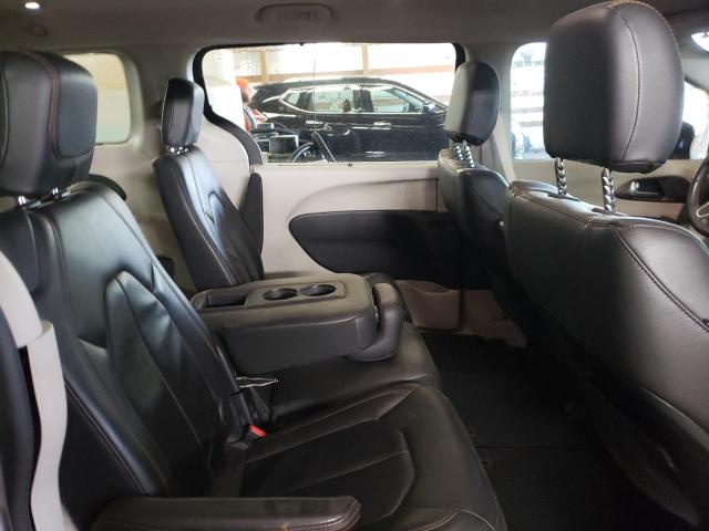 Photo 11 from auction – 2017 CHRYSLER PACIFICA T with VIN 2C4RC1BG0HR515449