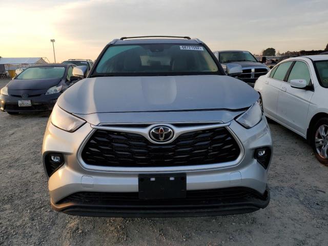 Photo 5 from auction – 2022 TOYOTA HIGHLANDER with VIN 5TDHZRBH5NS202742