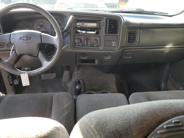 Photo 8 from auction – 2003 CHEVROLET SILVERADO with VIN 2GCEK19V831153187