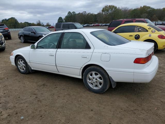 Photo 2 from auction – 2000 TOYOTA CAMRY CE with VIN JT2BG22K7Y0384667