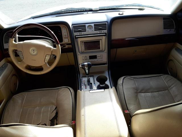 Photo 8 from auction – 2005 LINCOLN NAVIGATOR with VIN 5LMFU275X5LJ21581