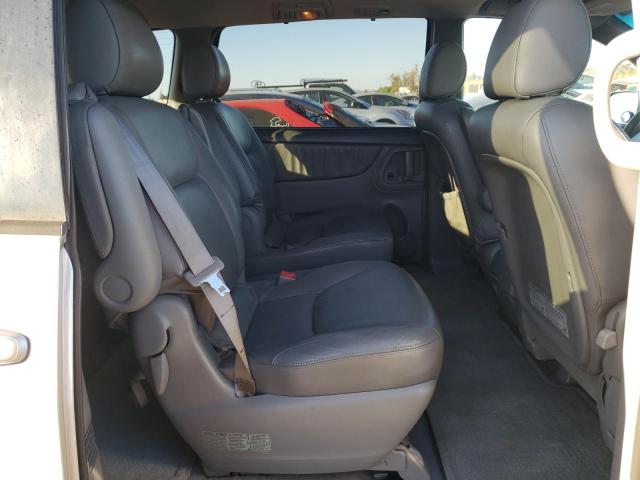 Photo 11 from auction – 2004 TOYOTA SIENNA XLE with VIN 5TDZA22C64S164864