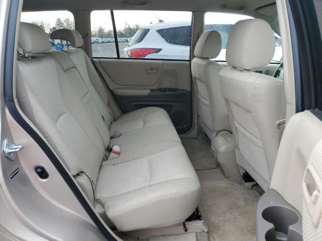 Photo 10 from auction – 2004 TOYOTA HIGHLANDER with VIN JTEEP21A040025910