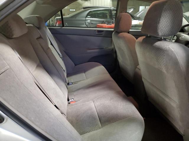Photo 10 from auction – 2003 TOYOTA CAMRY LE with VIN 4T1BE32K33U739897