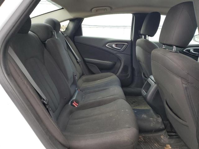 Photo 10 from auction – 2015 CHRYSLER 200 LIMITE with VIN 1C3CCCAB8FN745004