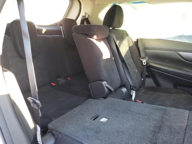 Photo 11 from auction – 2016 NISSAN ROGUE S with VIN 5N1AT2MM0GC910062