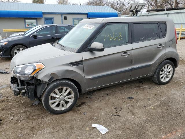 KIA SOUL + 2013 with VIN KNDJT2A61D7492237 - Photo from auction