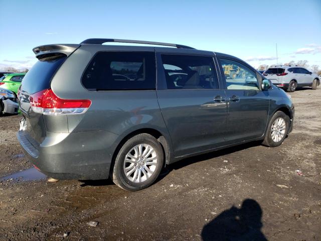 Photo 3 from auction – 2014 TOYOTA SIENNA XLE with VIN 5TDYK3DC9ES447613