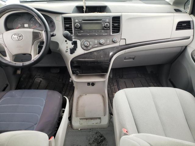 Photo 8 from auction – 2011 TOYOTA SIENNA with VIN 5TDZK3DC4BS081771
