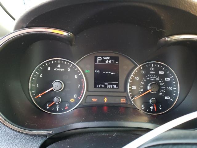Photo 9 from auction – 2018 KIA FORTE LX with VIN 3KPFK4A77JE177290