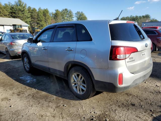 Photo 2 from auction – 2015 KIA SORENTO LX with VIN 5XYKTCA65FG551600