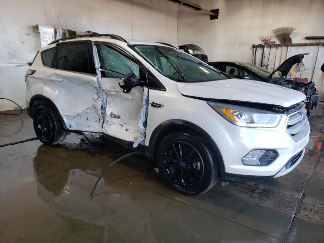 Photo 4 from auction – 2017 FORD ESCAPE SE with VIN 1FMCU9G98HUE53650