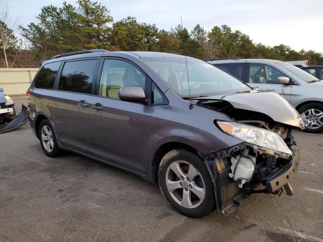 Photo 4 from auction – 2014 TOYOTA SIENNA LE with VIN 5TDKK3DC5ES519445