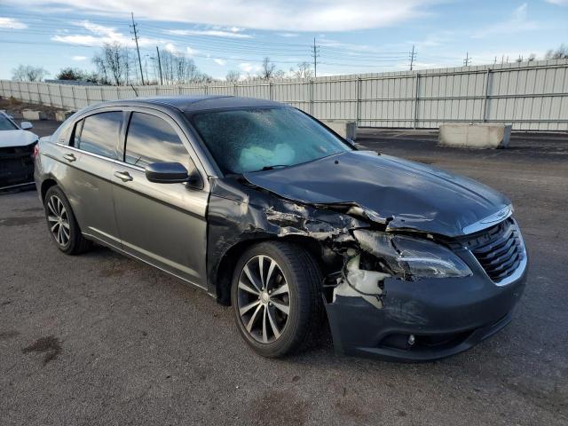 Photo 4 from auction – 2013 CHRYSLER 200 TOURIN with VIN 1C3CCBBB6DN570905