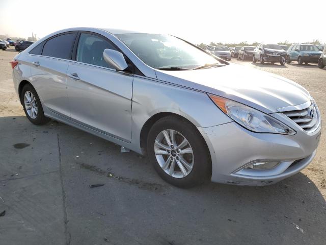 Photo 4 from auction – 2013 HYUNDAI SONATA GLS with VIN 5NPEB4AC2DH665264