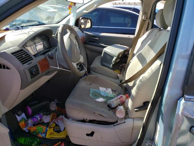 Photo 7 from auction – 2009 CHRYSLER TOWN & COU with VIN 2A8HR44E99R572928