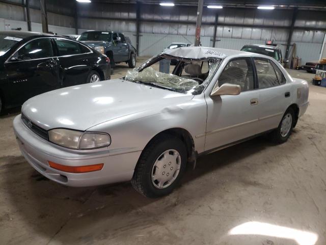 TOYOTA CAMRY LE 1994 with VIN 4T1SK12E2RU387007 - Photo from auction