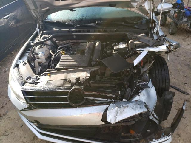 Photo 11 from auction – 2016 VOLKSWAGEN JETTA SE with VIN 3VWD67AJ2GM298846