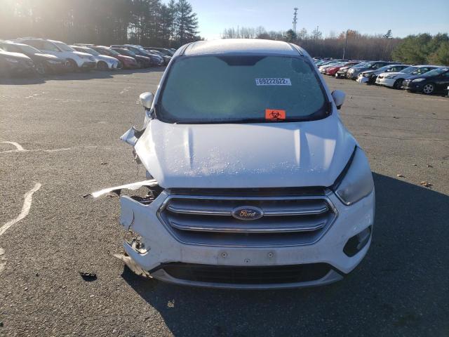 Photo 5 from auction – 2017 FORD ESCAPE SE with VIN 1FMCU9GD2HUC03860