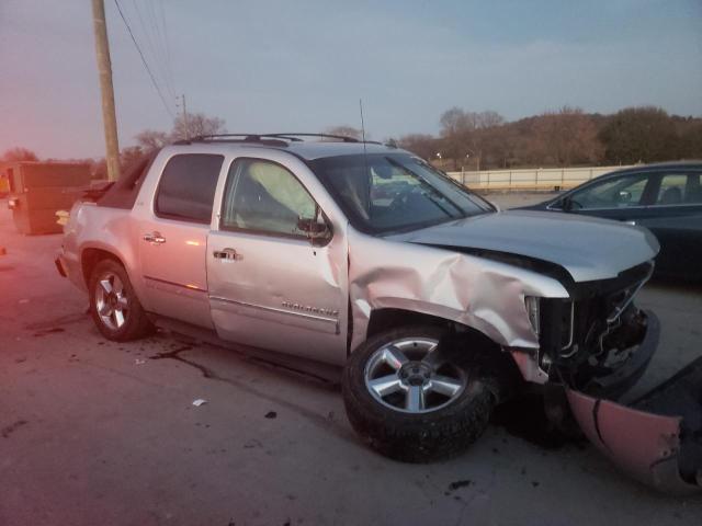 Photo 4 from auction – 2010 CHEVROLET AVALANCHE with VIN 3GNVKGE03AG194643