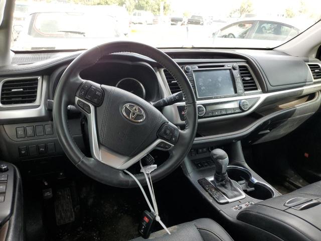 Photo 8 from auction – 2018 TOYOTA HIGHLANDER with VIN 5TDYZRFH9JS271129