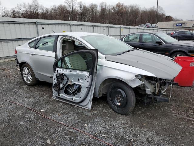 Photo 4 from auction – 2016 FORD FUSION SE with VIN 3FA6P0HD6GR401582