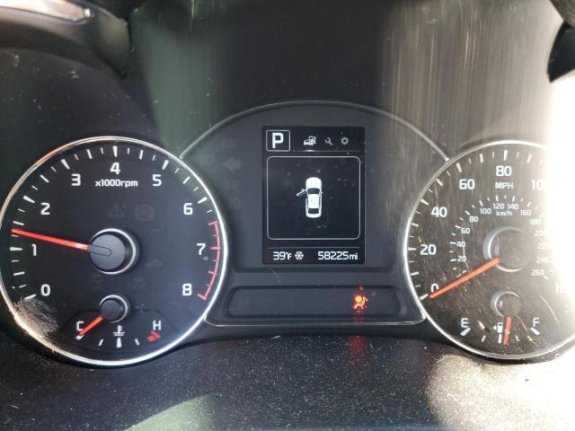 Photo 9 from auction – 2018 KIA FORTE LX with VIN 3KPFK4A75JE261737