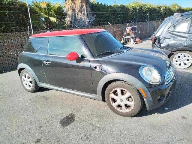 Photo 4 from auction – 2010 MINI COOPER with VIN WMWMF3C55ATZ23337