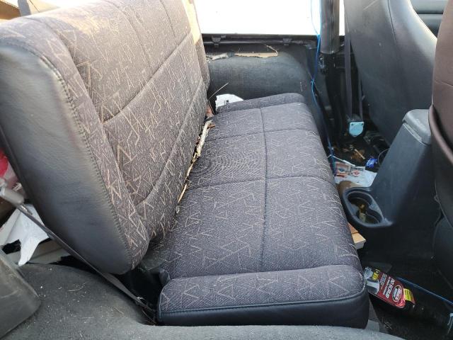 Photo 10 from auction – 2001 JEEP WRANGLER / with VIN 1J4FA49S51P346194