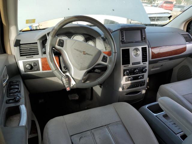 Photo 8 from auction – 2008 CHRYSLER TOWN & COU with VIN 2A8HR54P08R818237