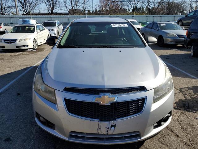 Photo 5 from auction – 2012 CHEVROLET CRUZE LS with VIN 1G1PC5SH5C7126400