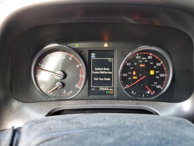 Photo 9 from auction – 2017 TOYOTA RAV4 SE with VIN JTMJFREV0HJ171638