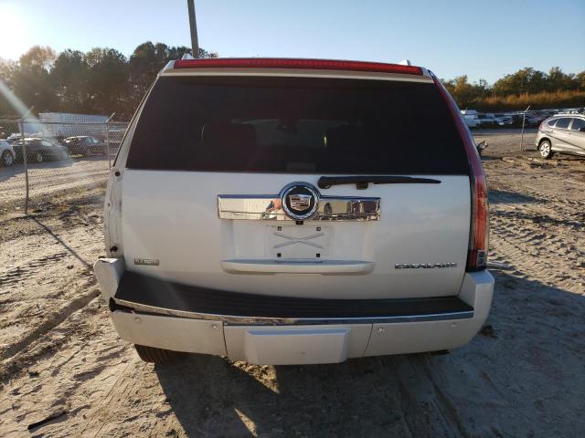 Photo 6 from auction – 2010 CADILLAC ESCALADE L with VIN 1GYUKBEF5AR147880