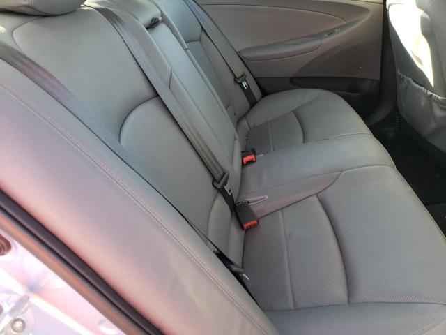 Photo 11 from auction – 2013 HYUNDAI SONATA HYB with VIN KMHEC4A43DA068214