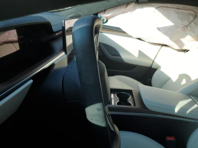 Photo 9 from auction – 2022 TESLA MODEL S with VIN 5YJSA1E58NF458930