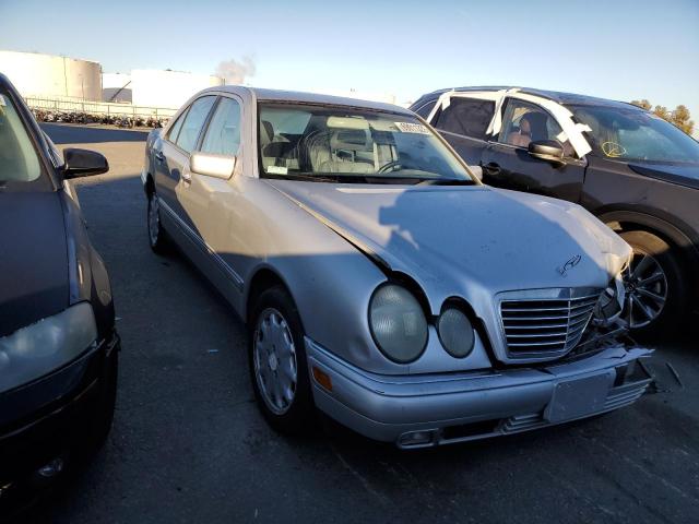 Photo 4 from auction – 1999 MERCEDES-BENZ E 320 with VIN WDBJF65H6XA876305