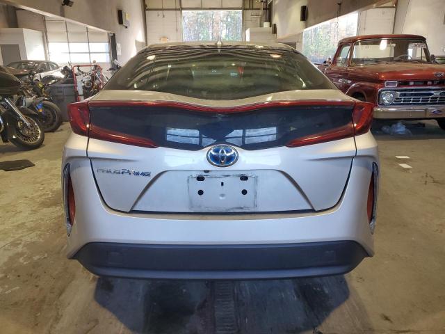 Photo 6 from auction – 2017 TOYOTA PRIUS PRIM with VIN JTDKARFP2H3037558