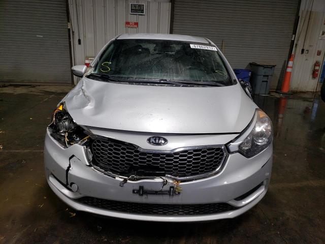 Photo 5 from auction – 2016 KIA FORTE LX with VIN KNAFX4A67G5503163