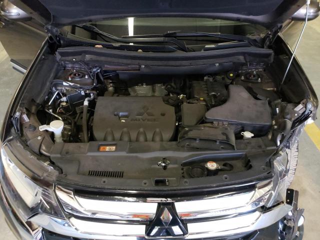 Photo 12 from auction – 2018 MITSUBISHI OUTLANDER with VIN JA4AD3A30JZ068664