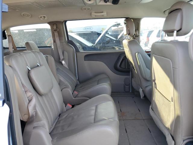 Photo 11 from auction – 2014 CHRYSLER TOWN & COU with VIN 2C4RC1BG5ER191815