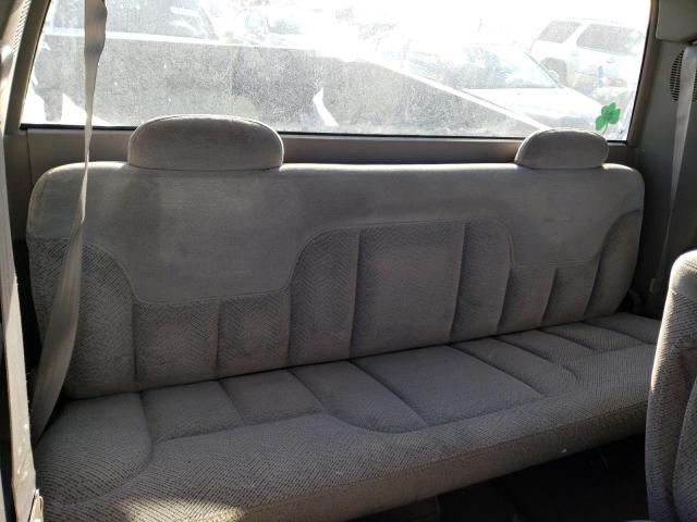 Photo 10 from auction – 1995 CHEVROLET GMT-400 C1 with VIN 2GCEC19H2S1137010