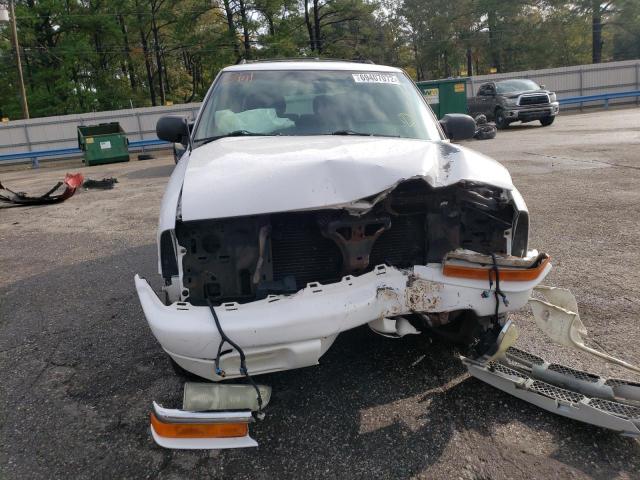 Photo 5 from auction – 2004 CHEVROLET BLAZER with VIN 1GNCS18X84K135582